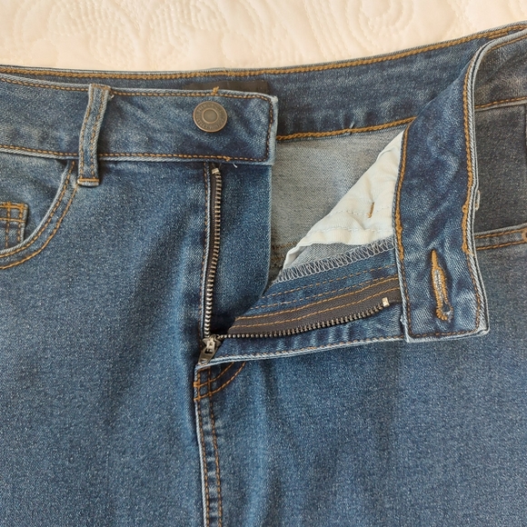 🔹️Dark blue denim skirt🔹️ - Picture 4 of 6